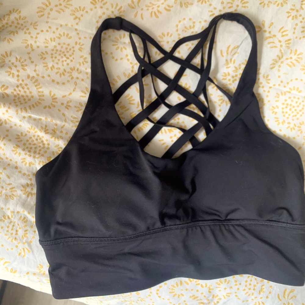 Lulu lemon sports bra cross back size 6 - Picture 2 of 2